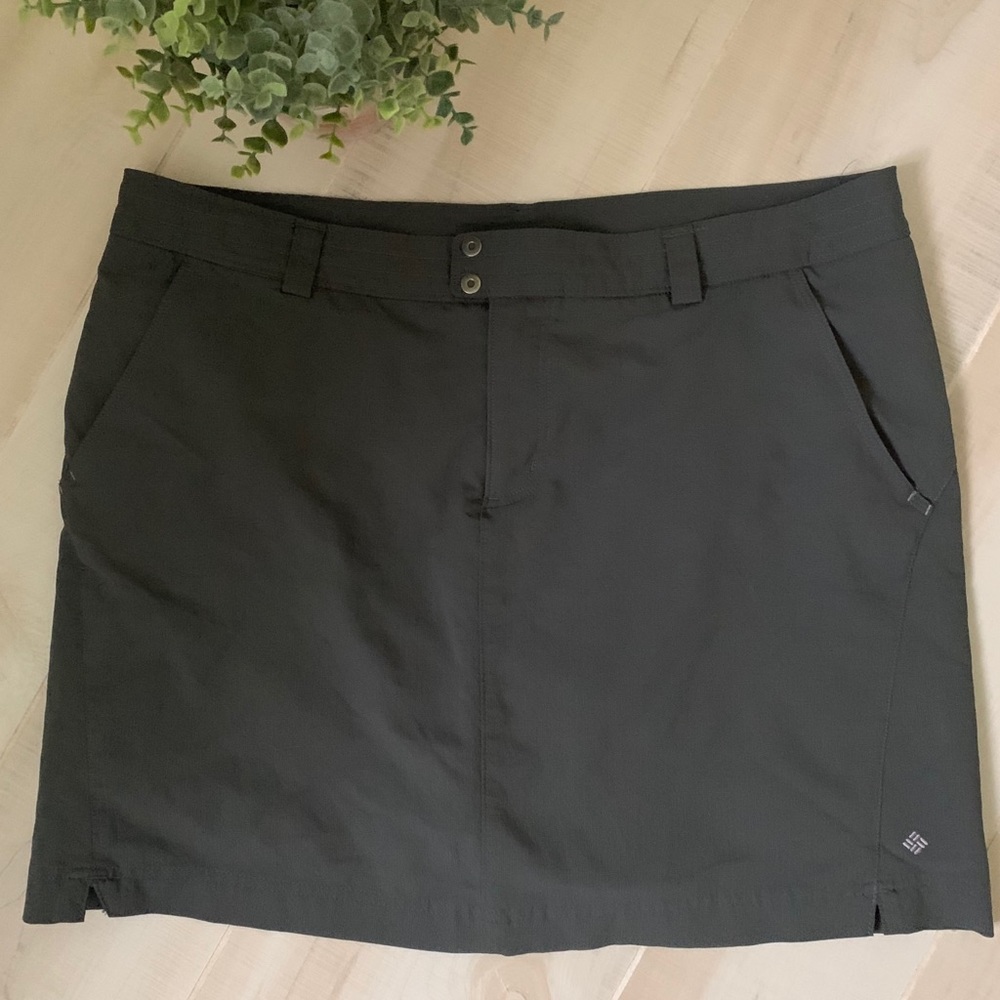 Columbia Omni Shade Hiking Skort Grey Sz 16